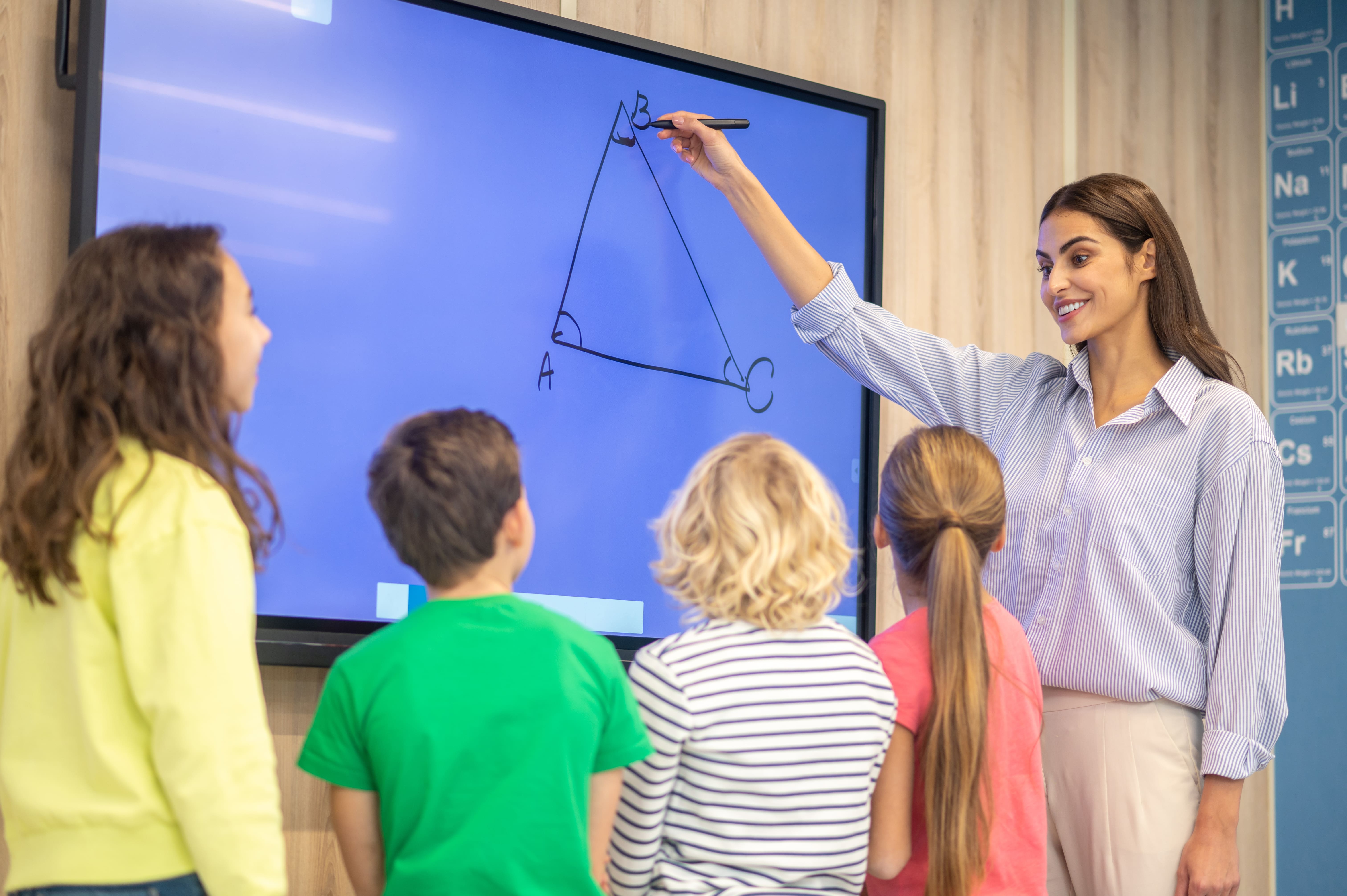 How AI for Presentations Is Transforming Teaching: A Complete Guide for Educators